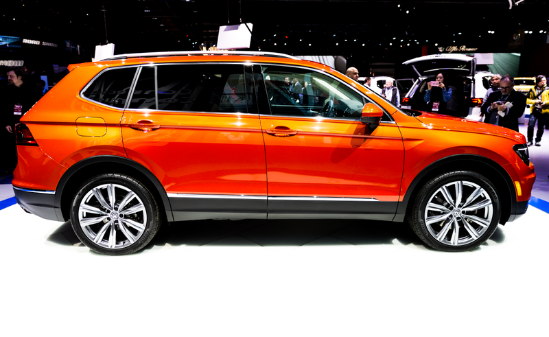 Illustration for article titled Here Is Your Enormous 2017 Detroit Auto Show Photo Gallery